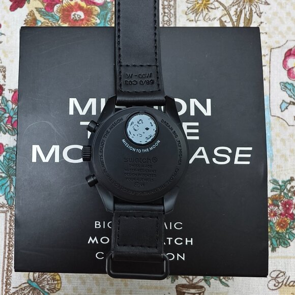 🎊NWT🎊Swatch X Omega MoonSwatch Mission To The Moonphase - NEW MOON Watch - Picture 2 of 5